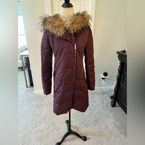 Burgundy/wine colored full length Cole Haan puffer jacket with fur lined hood - Picture 3 of 3